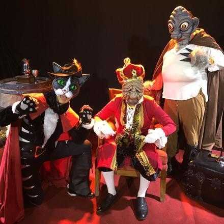 Teatro "Las mil y una aventuras del gato con botas"