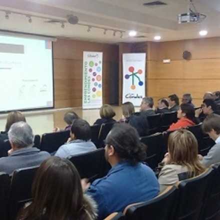 CHARLA: Capitales Semillas y Programas de Sercotec.