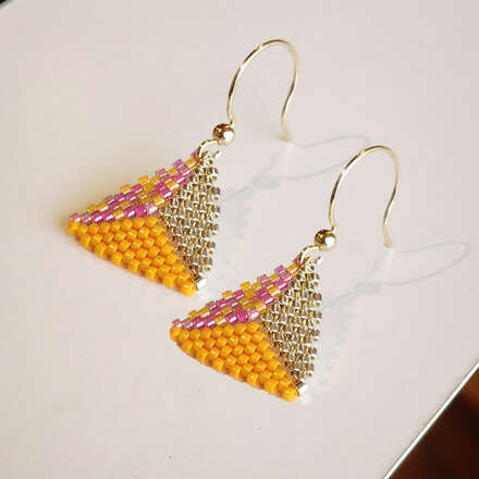 Crea tus aros triangulares con Sin Enredos 