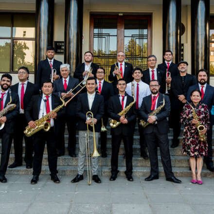 DERECHO UDEC BIG BAND